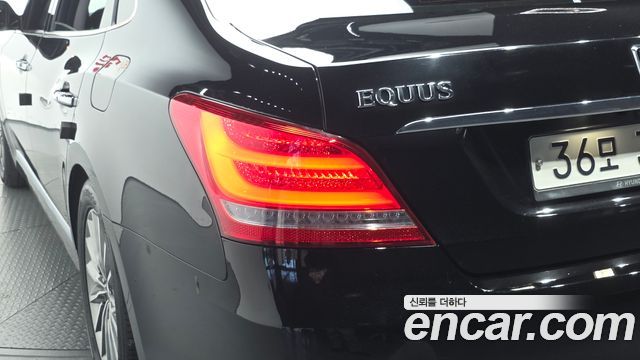 Hyundai Equus 2014 — photo 9