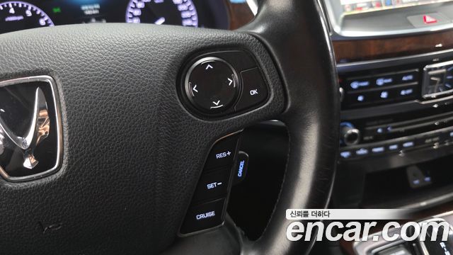 Hyundai Equus 2014 — photo 32