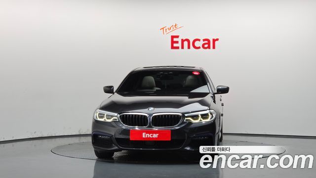 BMW 5-Series 2020 — photo 3