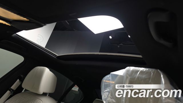 BMW 5-Series 2020 — photo 24