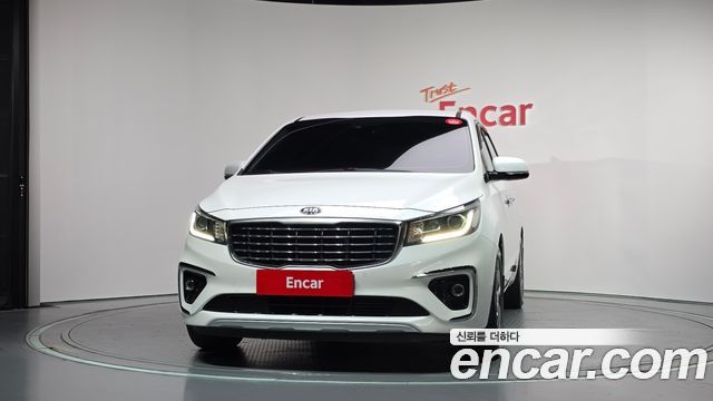 Kia Canival 2020 — photo 3