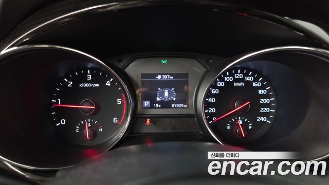 Kia Canival 2020 — photo 8