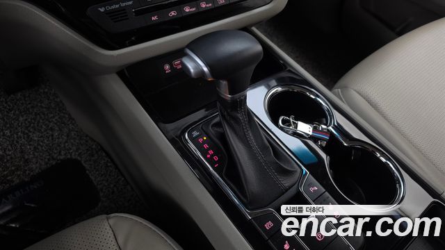 Kia Canival 2020 — photo 9
