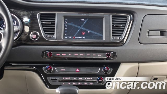 Kia Canival 2020 — photo 14