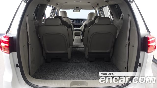 Kia Canival 2020 — photo 20