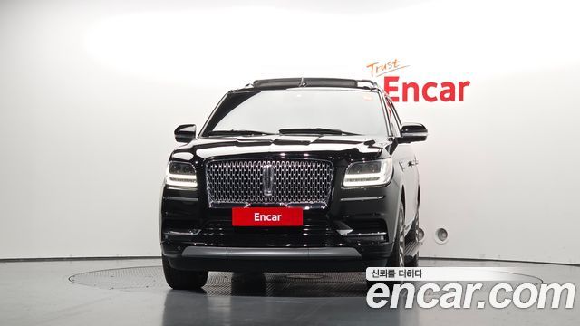 Lincoln Navigator 2021 — photo 3