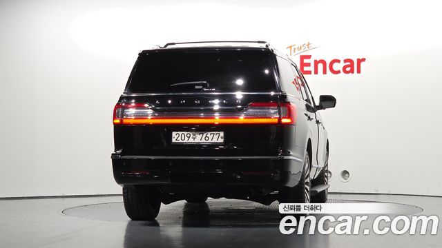 Lincoln Navigator 2021 — photo 4