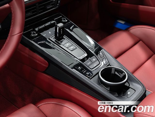 Porsche 911 2025 — photo 9