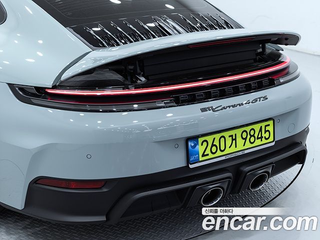 Porsche 911 2025 — photo 12