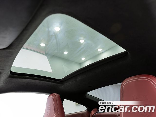 Porsche 911 2025 — photo 17