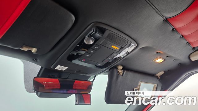 Kia Canival 2021 — photo 22