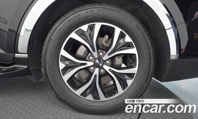 Kia Canival 2021 — photo 7