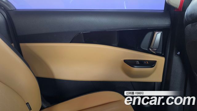 Kia Canival 2021 — photo 15