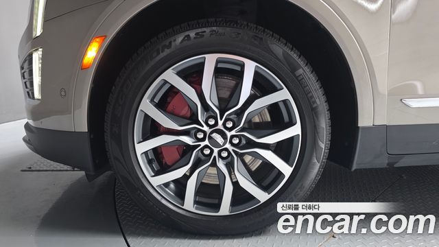 Cadillac XT5 2023 — photo 5