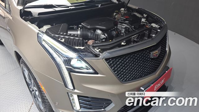 Cadillac XT5 2023 — photo 6