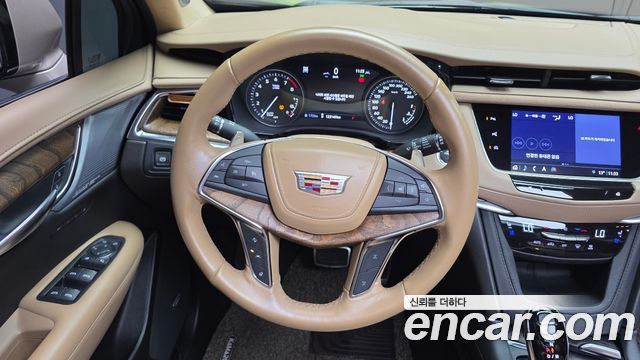 Cadillac XT5 2023 — photo 20