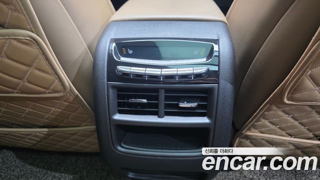 Cadillac XT5 2023 — photo 36