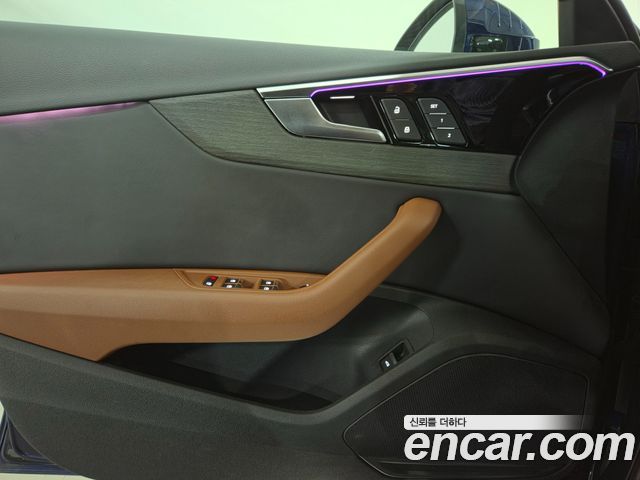 Audi A4 2023 — photo 14