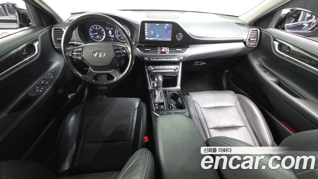 Hyundai Grandeur 2018 — photo 10