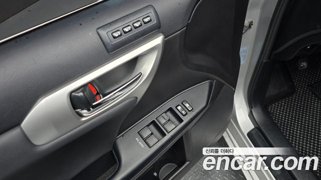 Lexus CT200h 2012 — photo 15