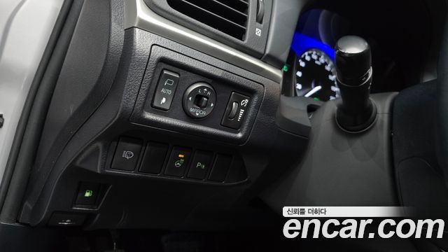 Lexus CT200h 2012 — photo 16
