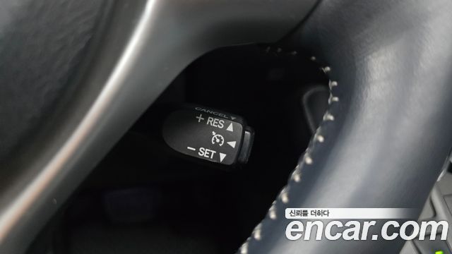 Lexus CT200h 2012 — photo 18