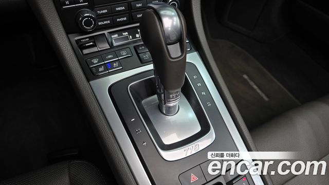 Porsche 718 2019 — photo 12