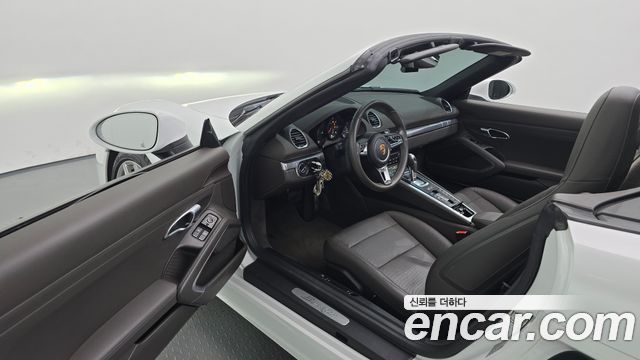 Porsche 718 2019 — photo 13