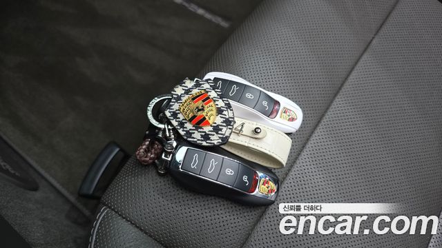 Porsche 718 2019 — photo 22