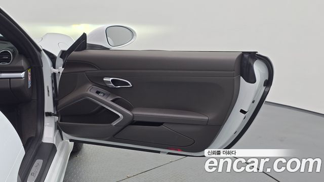 Porsche 718 2019 — photo 15