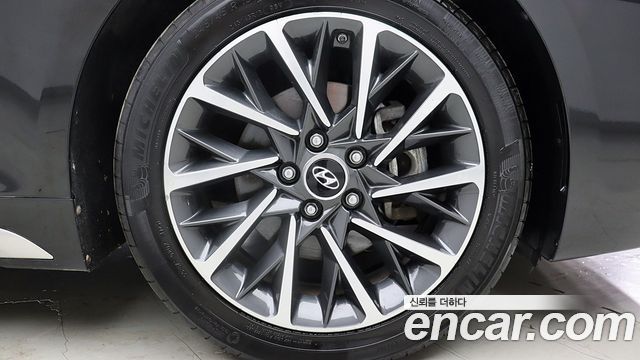 Hyundai Grandeur 2019 — photo 8