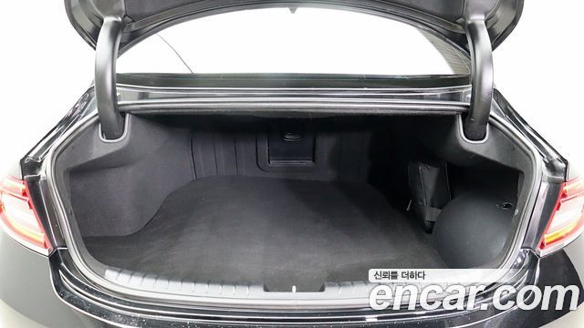 Hyundai Grandeur 2019 — photo 10