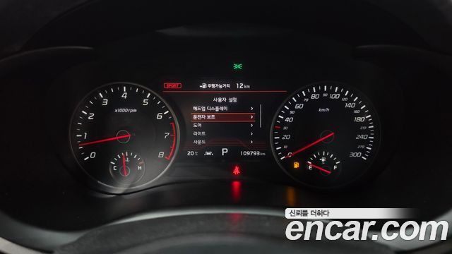Kia Stinger 2018 — photo 11