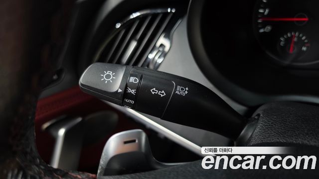 Kia Stinger 2018 — photo 35