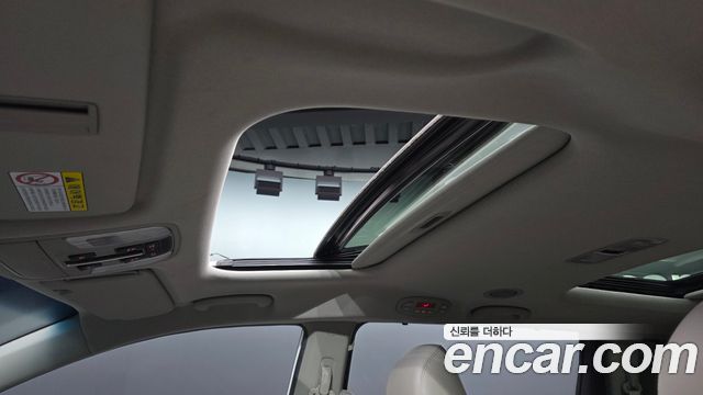 Kia Canival 2016 — photo 19