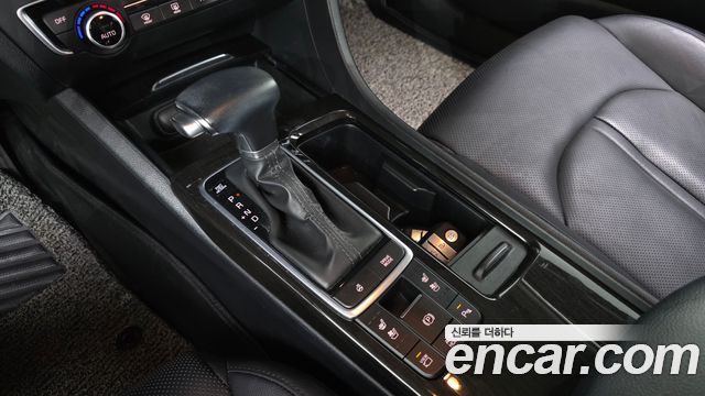 Kia K5 2019 — photo 9