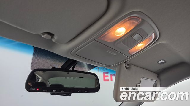 Kia K5 2019 — photo 15