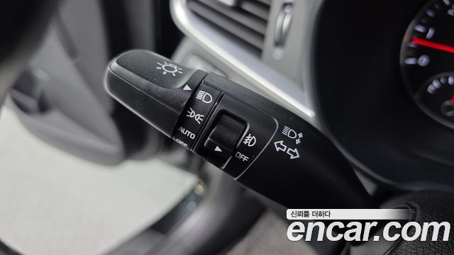 Kia K5 2019 — photo 20