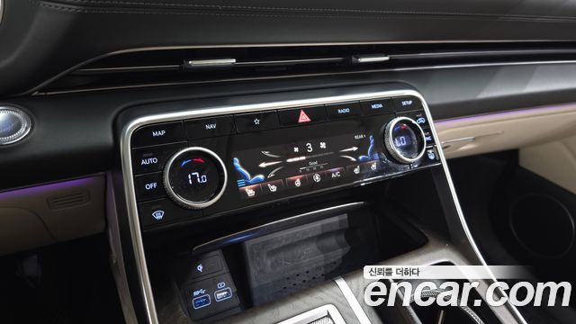 Genesis GV80 2023 — photo 31