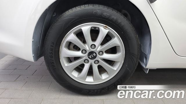 Kia K3 2016 — photo 5
