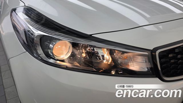 Kia K3 2016 — photo 8