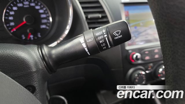 Kia K3 2016 — photo 27