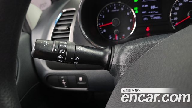 Kia K3 2016 — photo 29