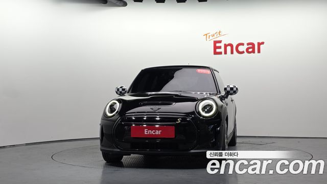 Mini Cooper 2022 — photo 3