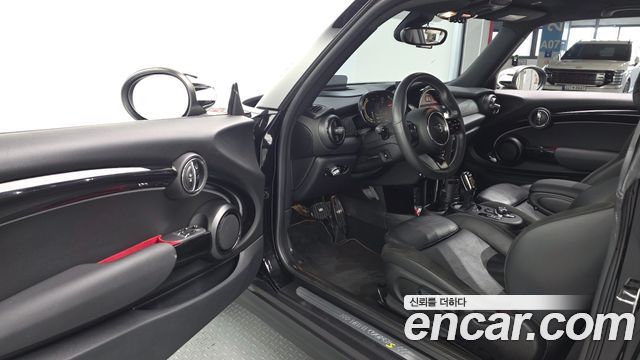 Mini Cooper 2022 — photo 13