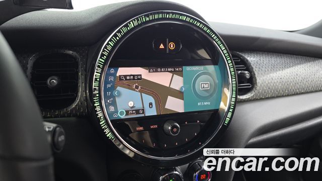 Mini Cooper 2022 — photo 19