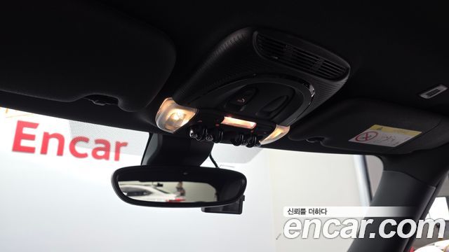 Mini Cooper 2022 — photo 23