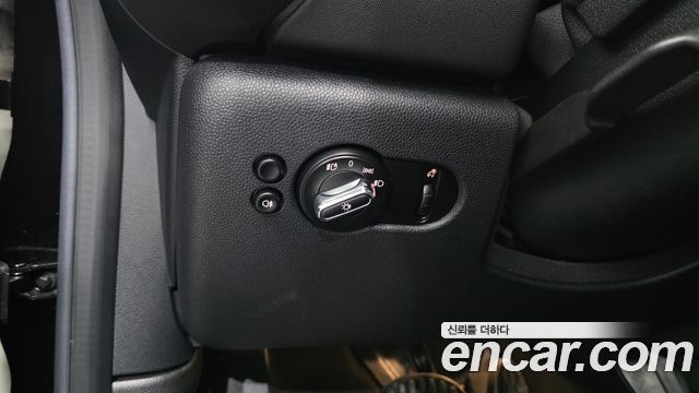 Mini Cooper 2022 — photo 24
