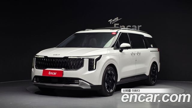 Kia Canival 2025 — photo 1