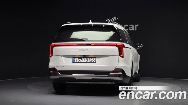 Kia Canival 2025 — photo 4